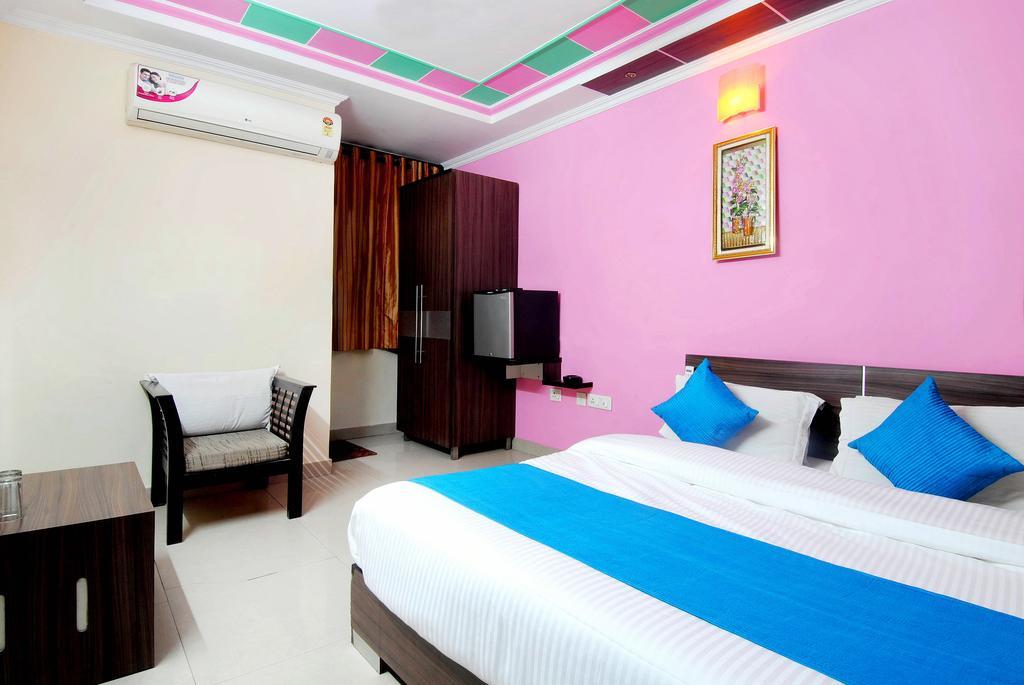 Hotel Durga International Nové Dillí Pokoj fotografie