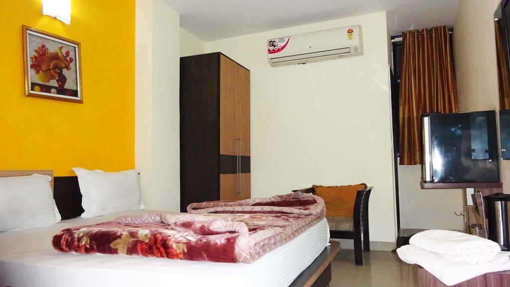 Hotel Durga International Nové Dillí Pokoj fotografie