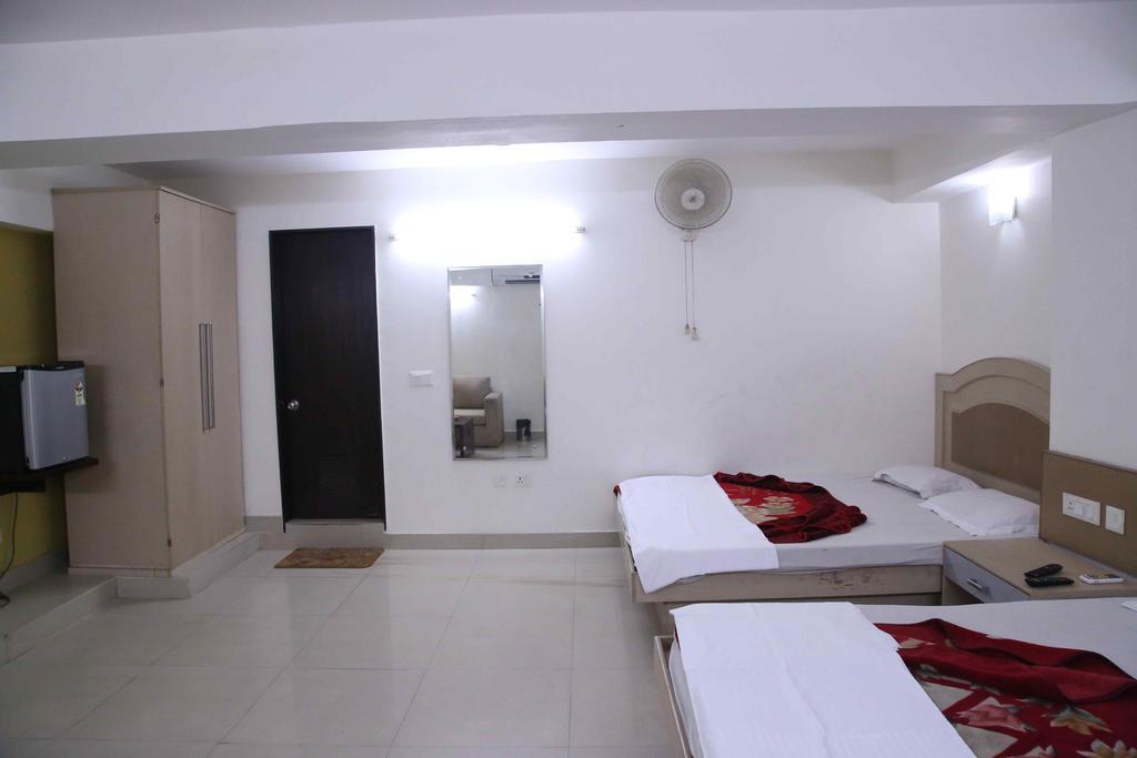 Hotel Durga International Nové Dillí Pokoj fotografie